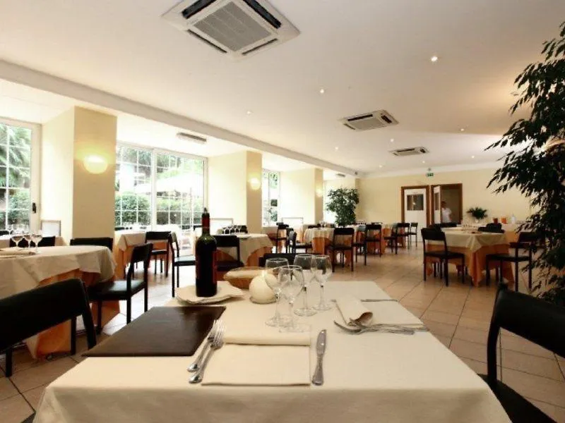 Hotel Giardino D'Europa Roma 3*,